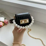 Bolsa Mini Feminina Transversal com Cinto e Corrente de Pérolas — foto 2
