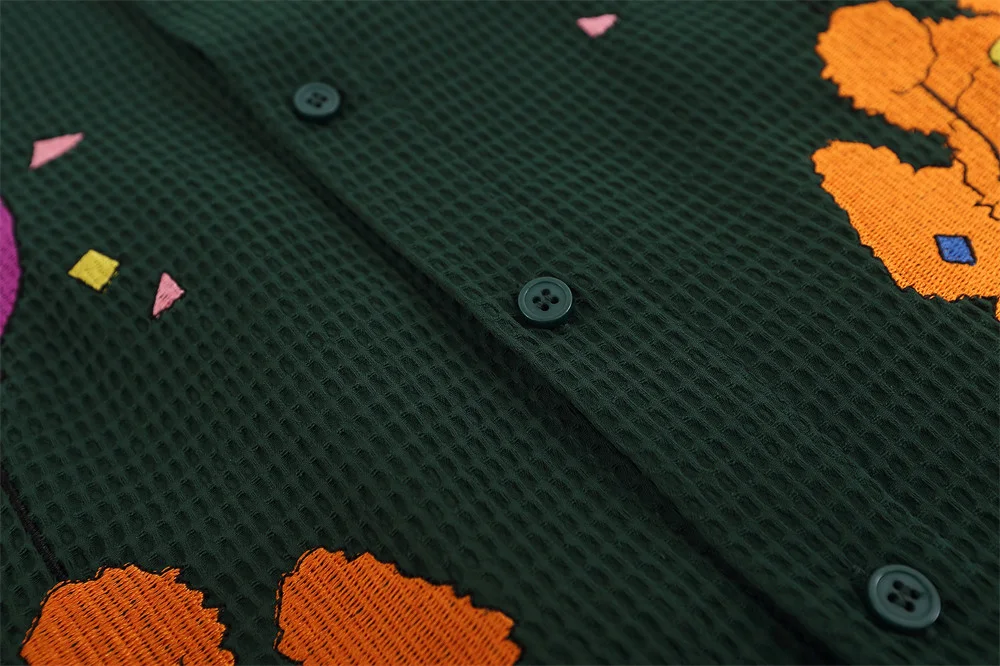 Street Fashion Japanese Bear Embroidery Long Sleeve Shirt. Comfortable and stylish for a casual look. Perfect for everyd — photo 11