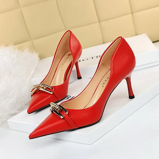 Title 5, Sapatos Femininos Elegantes Salto Alto Fino Bic...