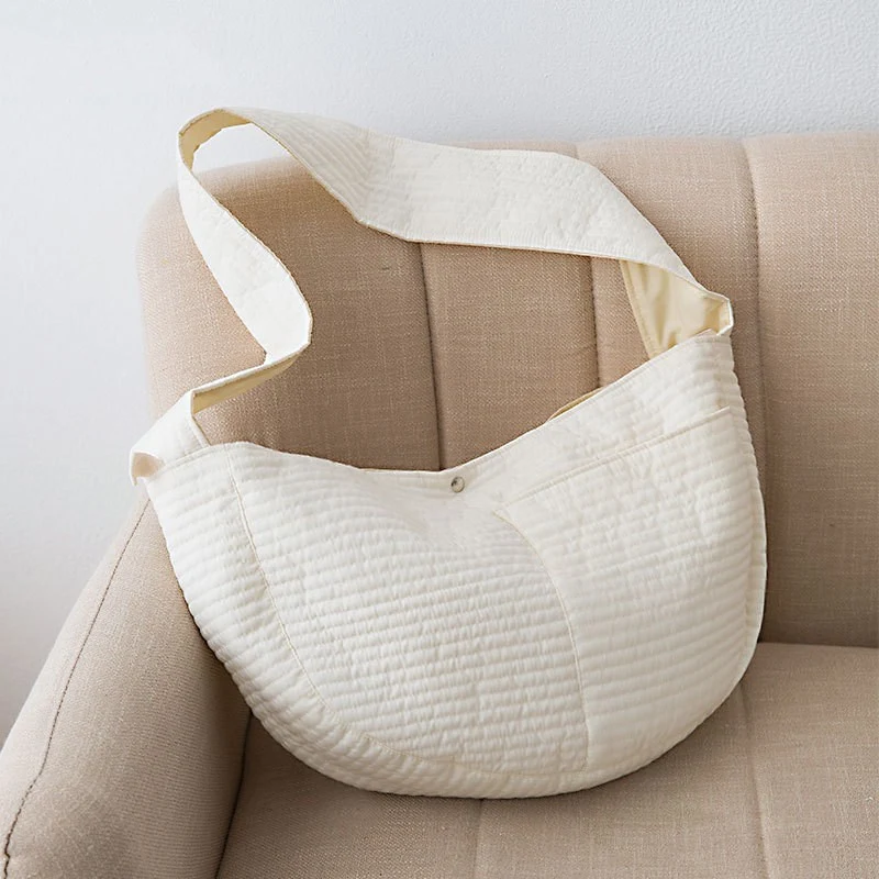 Bolsa portátil Fashion Pet Going Out, perfeita para transportar seu pet com conforto e estilo. Ideal para passeios e viagens! — foto 2