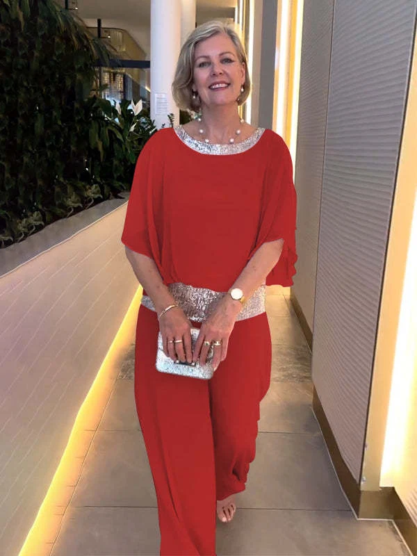 Camisa com lantejoulas e gola redonda combinando com cores batwing, calças largas, terno feminino — foto 9