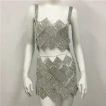 Vestido feminino fashion com strass de diamante completo, com emendas. Perfeito para eventos, este vestido adiciona brilho e sofisticação ao seu visual. — foto 5
