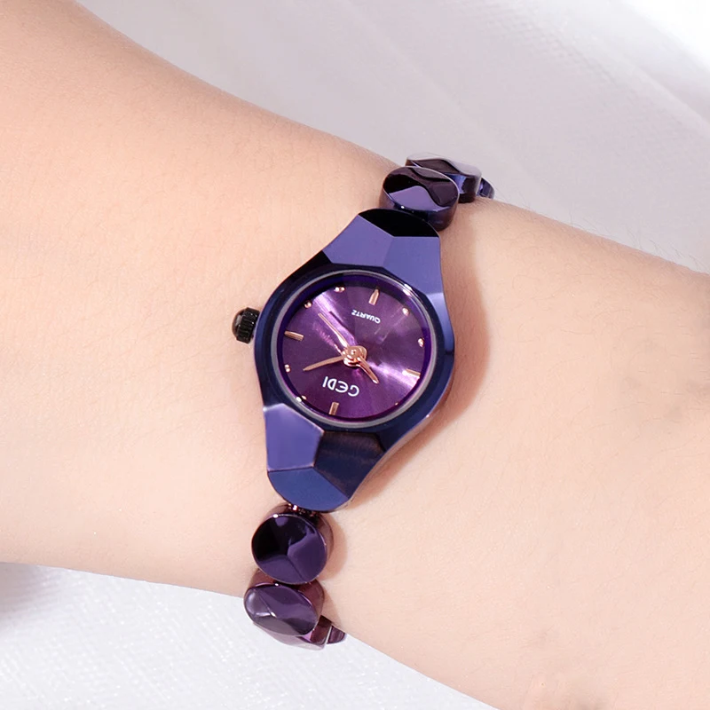 Relógio de pulseira de aço de tungstênio — foto 1