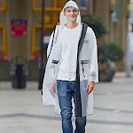 Mens white