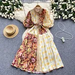 Vintage damesjurk met hofprint en lantaarnmouwen — foto 5