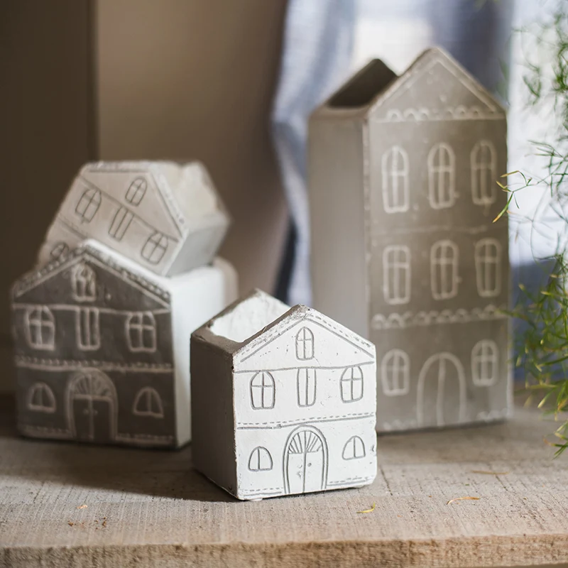 Red Pottery Small House Flower Pot Decoration Ornaments for Garden Courtyard Balcony and Lovely Planting. Enhance your s — photo 1