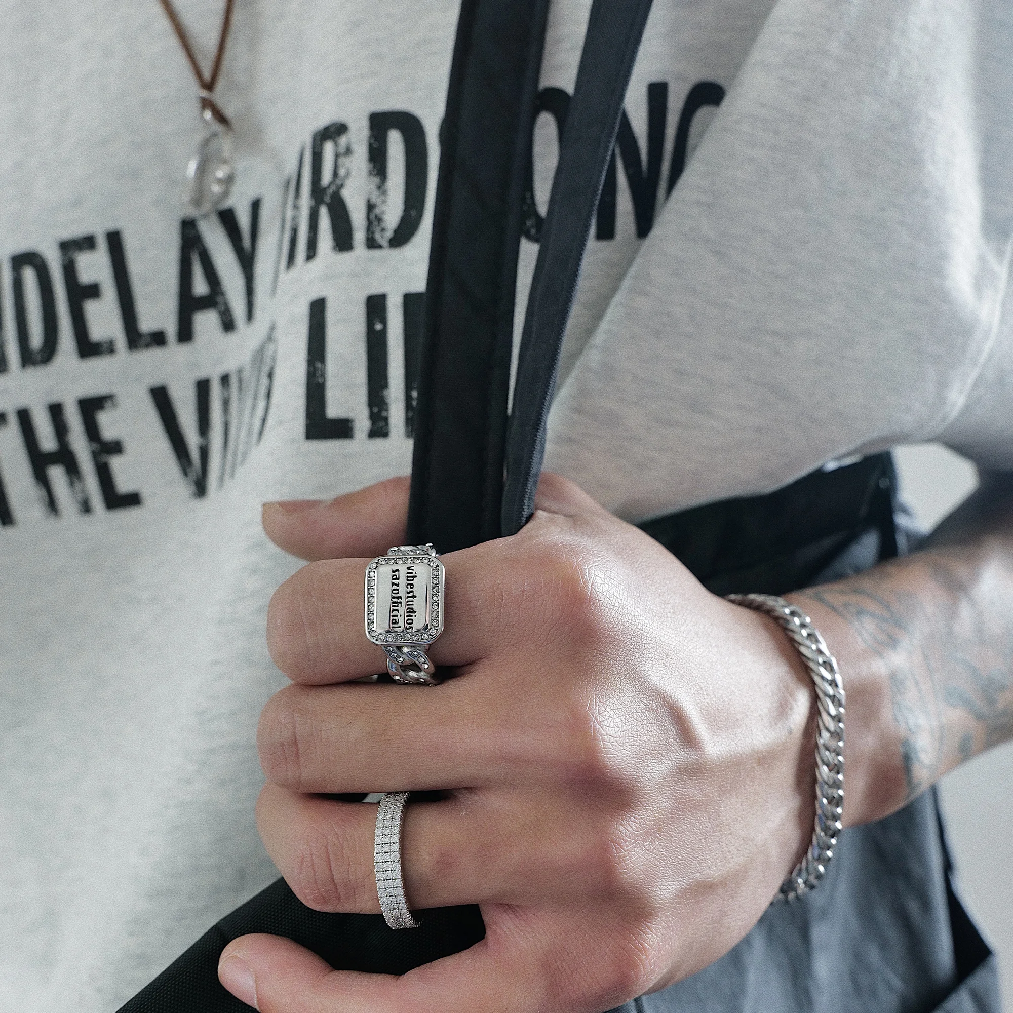 Title 2, Anel Cuban Chain Hip Hop com Diamante. Adicione...