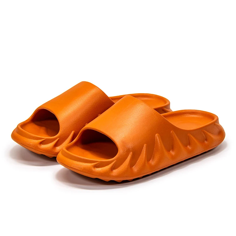 Sandálias e chinelos para casais, antiderrapantes femininos e masculinos, sola grossa, perfeitos para conforto, segurança e uso em diversos ambientes. — foto 6