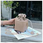 Nieuwe emmertas voor vrouwen. Perfect voor de borstkolf en accessoires. Stijlvol, praktisch en ideaal voor onderweg. — foto 37