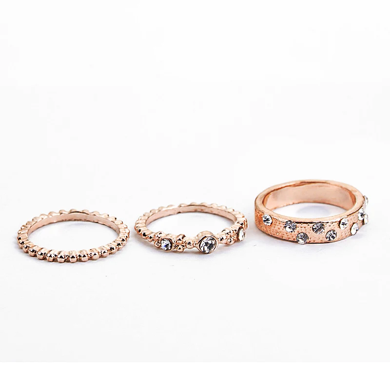 Anillos apilables de diamantes de oro rosa estilo europeo y americano, juego de cinco anillos BohemiaJ, elegantes y versátiles. — foto 8