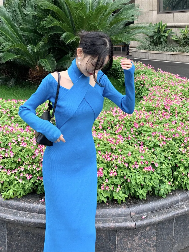 Title 2, Retro Shoulder-baring Slimming Dress