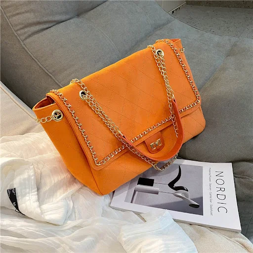 Title 1, Popular Shoulder Bag Net Red Messenger Bag is t...