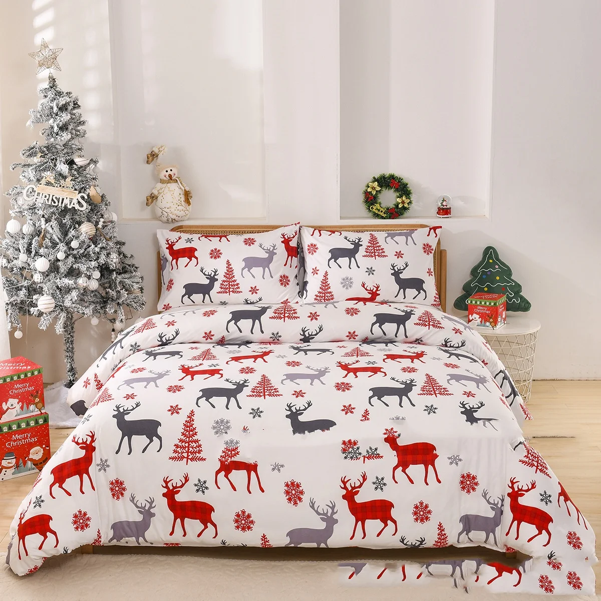 Christmas Eve Down Quilt Cover Bedding for a cozy and warm winter sleep experience, perfect for your bed, a festive and — photo 4