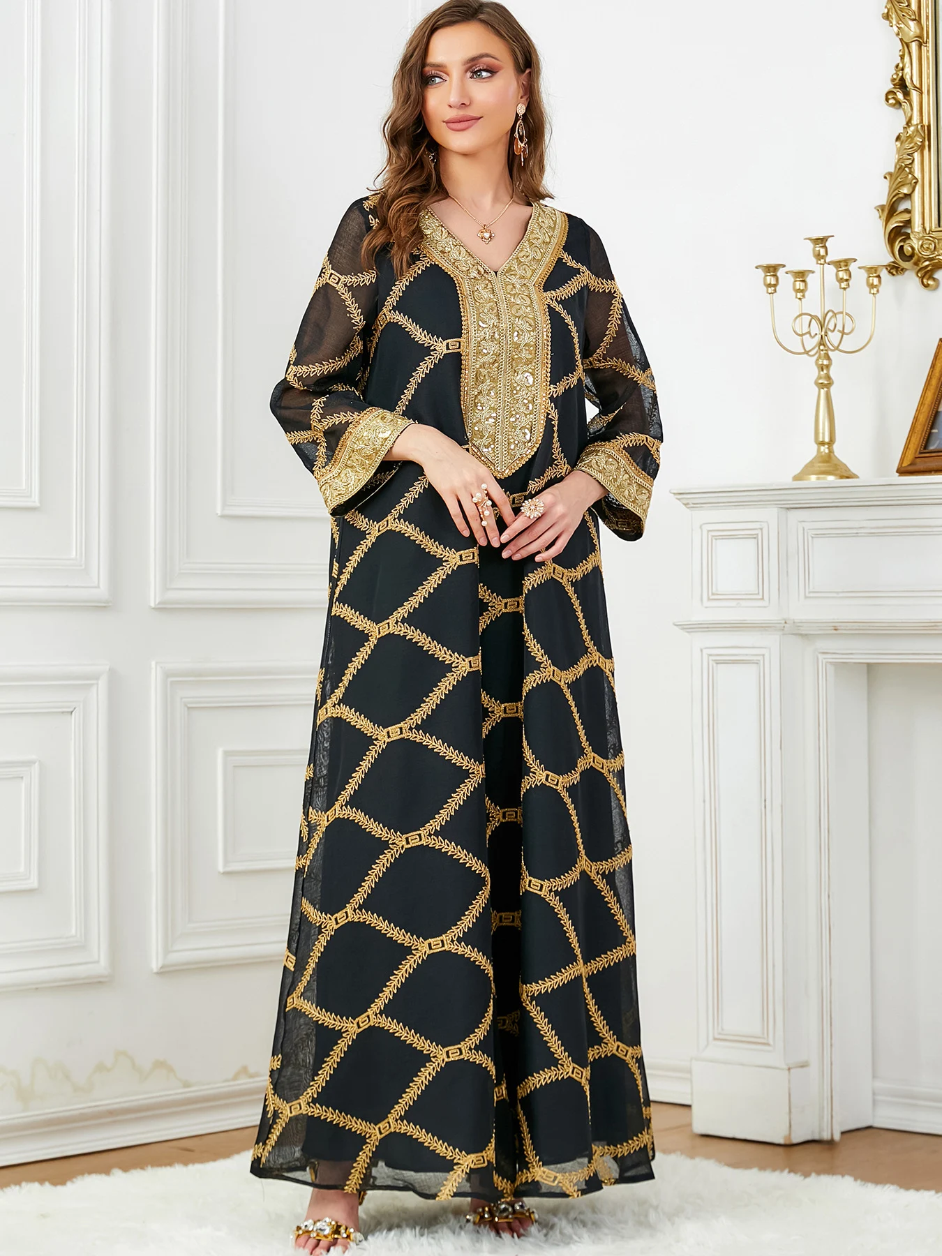 Title 5, New Womens Robe Long Sleeve Dress