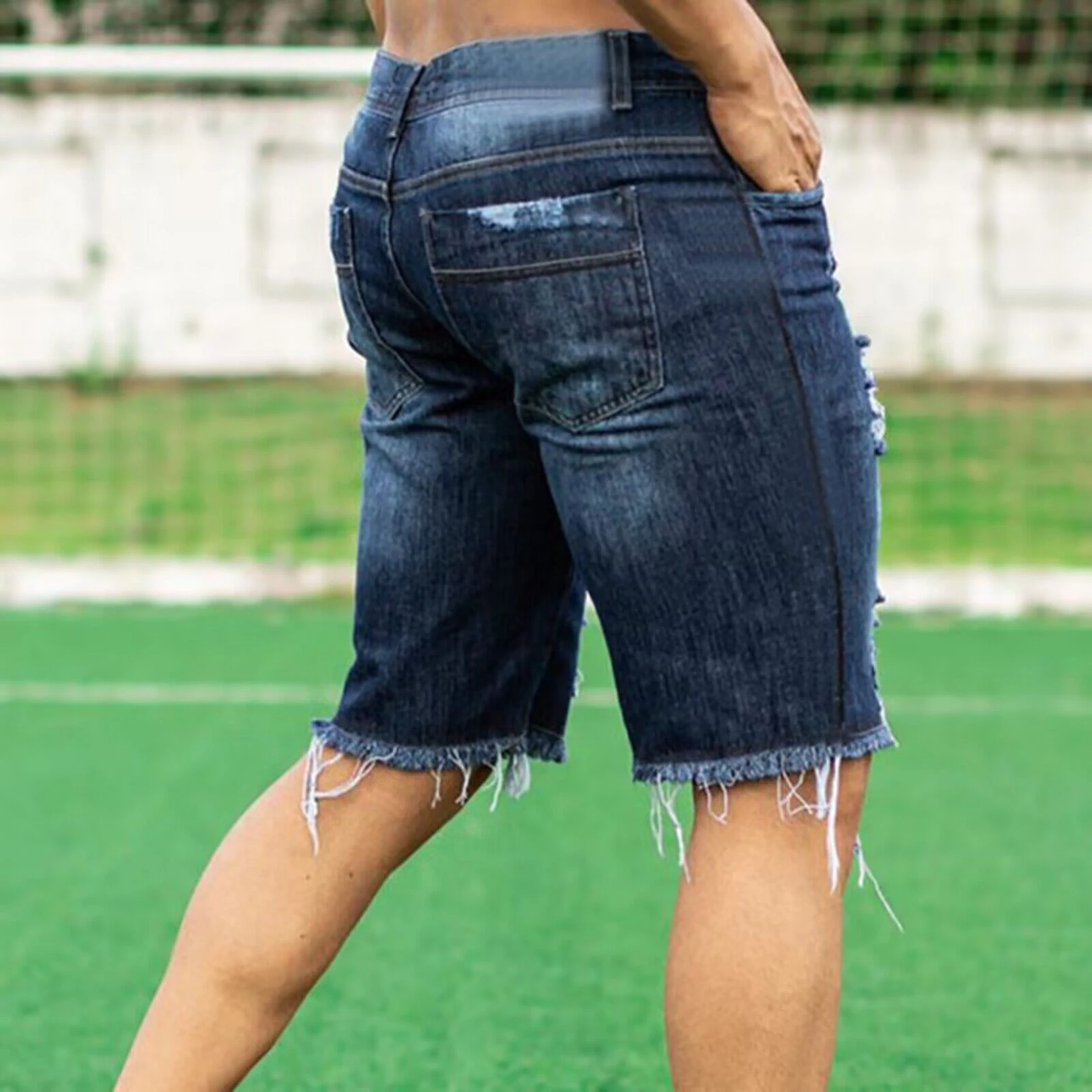 European and American Slim Fit Fashion Jeans Shorts, stylish and flattering fit for women, perfect for casual summer wea — photo 7