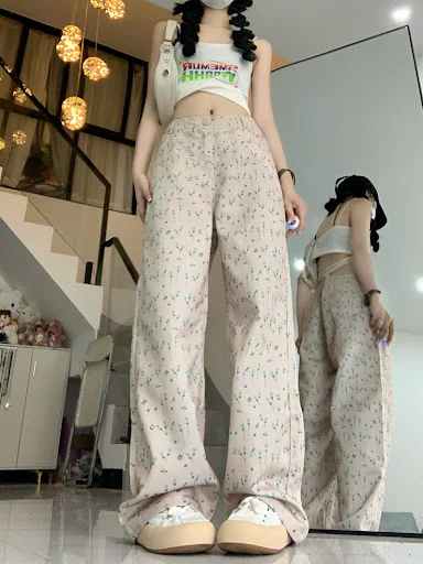 Title 3, Calças jeans florais estilo Hong Kong para mulh...