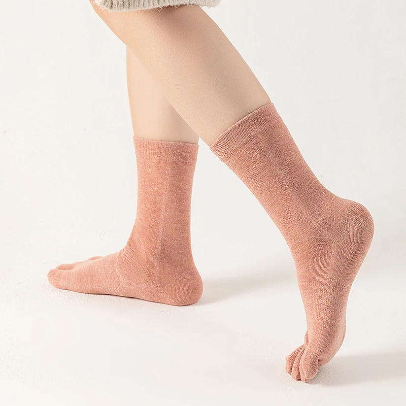 Title 3, Sweat Absorbing Japanese Solid Five Toe Socks