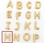 Pingente de letra brilhante em cobre, ornamento popular e versátil para combinar com tudo. Adicione um toque de elegância ao seu visual. — foto 46