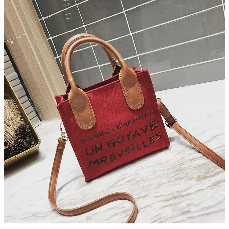 Title 25, Bolsa Pequena Quadrada de Um Ombro com Estampa ...