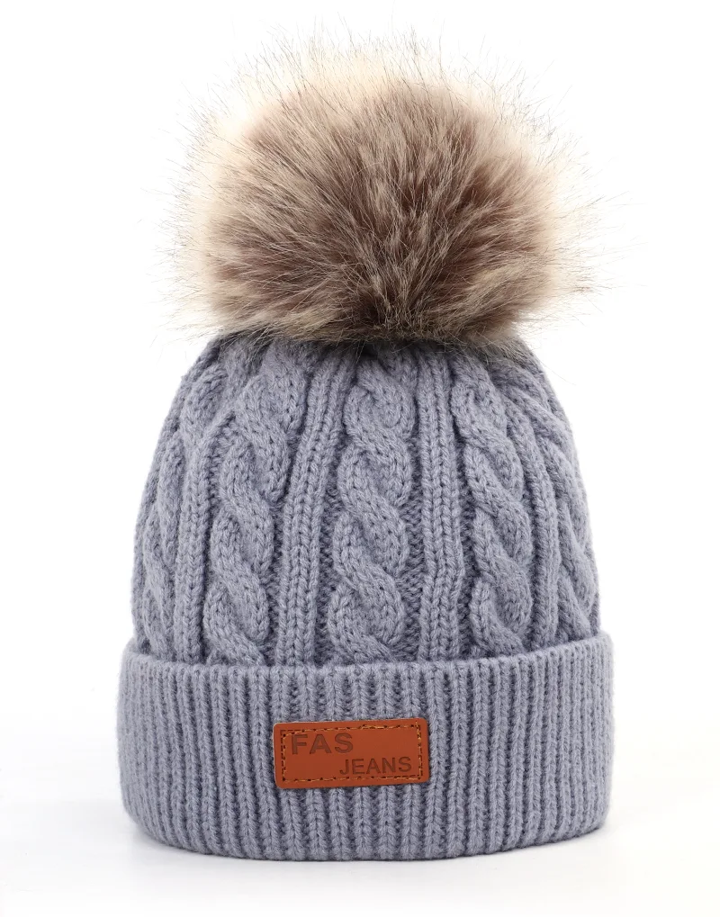 Title 6, Cute wool ball knitted hat