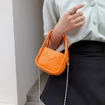 Bolsa mensageiro portátil feminina Flow em forma de coração, corrente pequena, moda um ombro, perfeita para uso diário. — foto 12