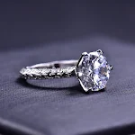 Anel de moissanite feminino de 5 quilates, moda com personalidade. Brilho intenso para realçar seu estilo único e sofisticado. — foto 5