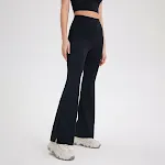 Calças esportivas boca de sino Peach de cintura alta com efeito levanta bumbum. Conforto e estilo para seus treinos e atividades. — foto 5
