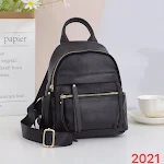 Borsa da viaggio in pelle versatile, zaino di grande capacità. Perfetta per viaggi, unisce stile e funzionalità, ideale per portare con te tutto l'essenziale. — foto 8