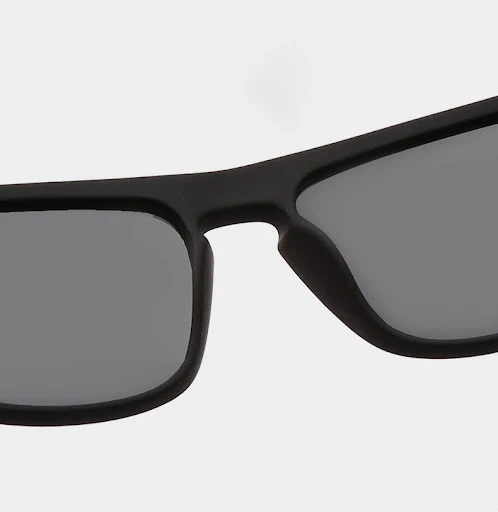 Title 3, Mens Sports Polarized Sunglasses offering UV40...