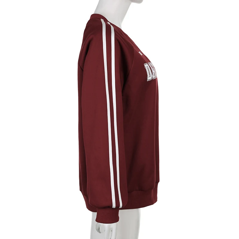 Cappotto donna casual ampio con stampa lettere, barre parallele e colore a contrasto. Per un look rilassato e alla moda. — foto 7