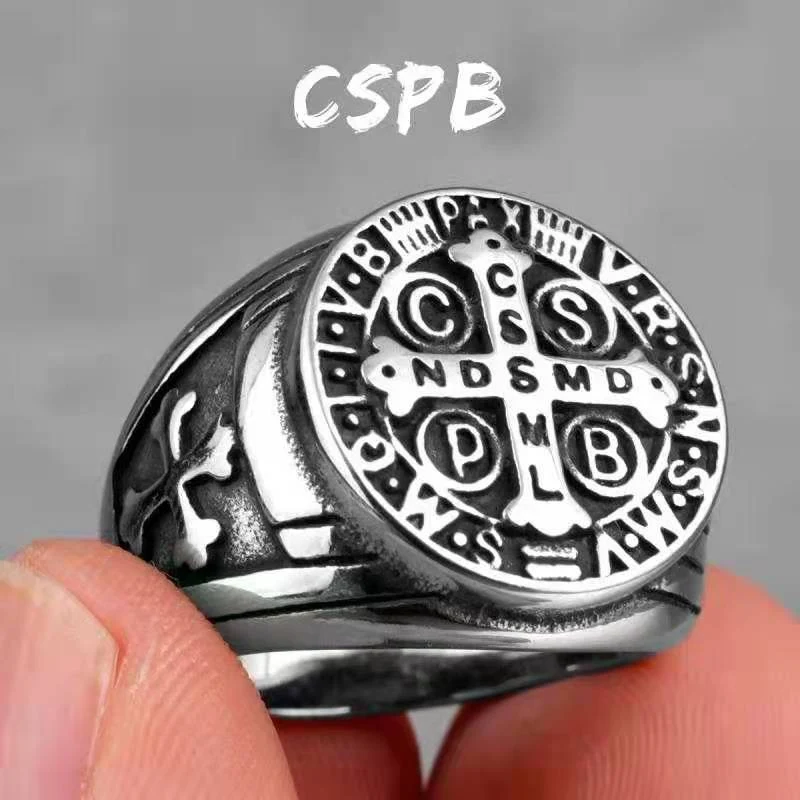 Anel Cruzado CSPB Masculino Aço Inox e Titânio, resistente e elegante, ideal para uso diário e um presente especial. — foto 4