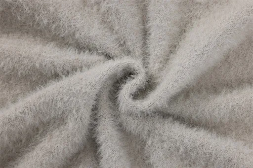 Title 15, Mit Fleece gefütterter, dicker Pullover. Locker...