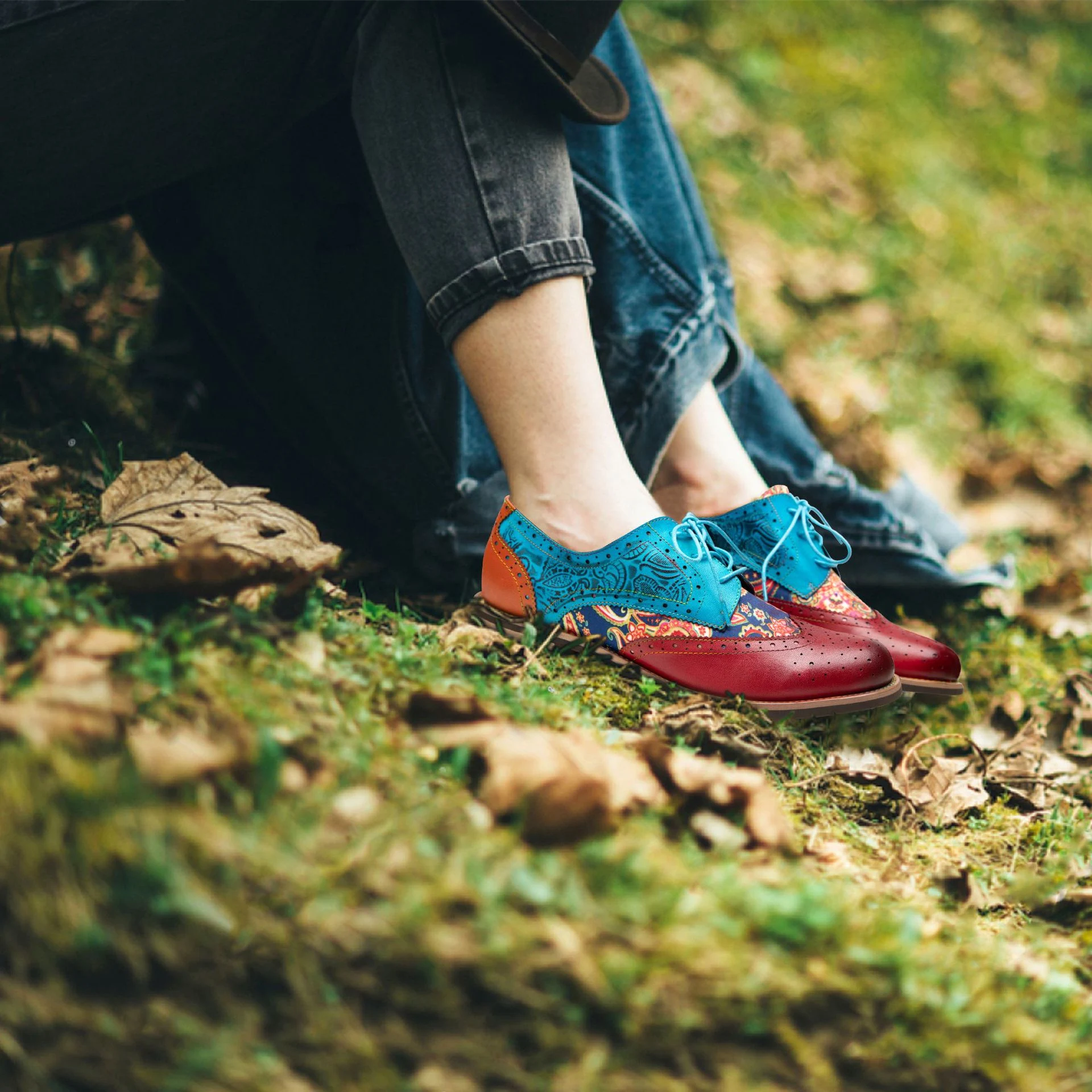 Casual Retro Ethnic Style Brogue Leather Shoes for Men. Comfortable and stylish footwear, perfect for adding a touch of — photo 5