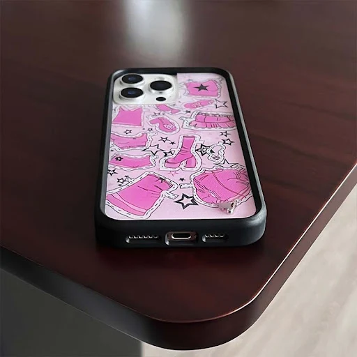 Title 4, Capinha de celular All-inclusive Estrela e Mora...