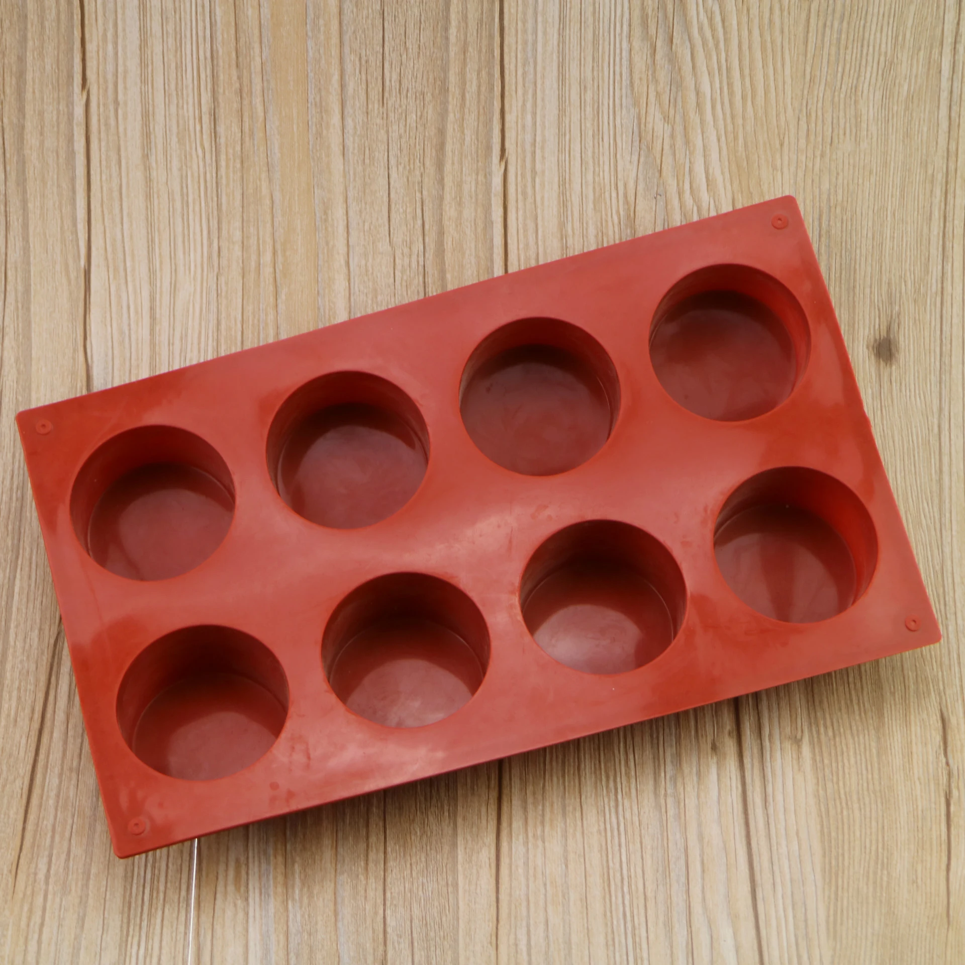 Forma redonda para cupcakes asse bolinhos deliciosos. Perfeita para festas, confeitaria caseira e criações culinárias. Fácil de usar e limpar! — foto 6