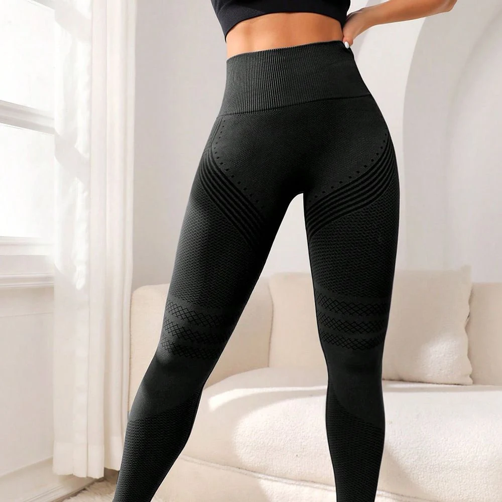 Pantaloni sportivi Skinny per yoga, corsa e fitness. Comfort e flessibilità garantiti per i tuoi allenamenti. Perfetti per ogni attività sportiva. — foto 13