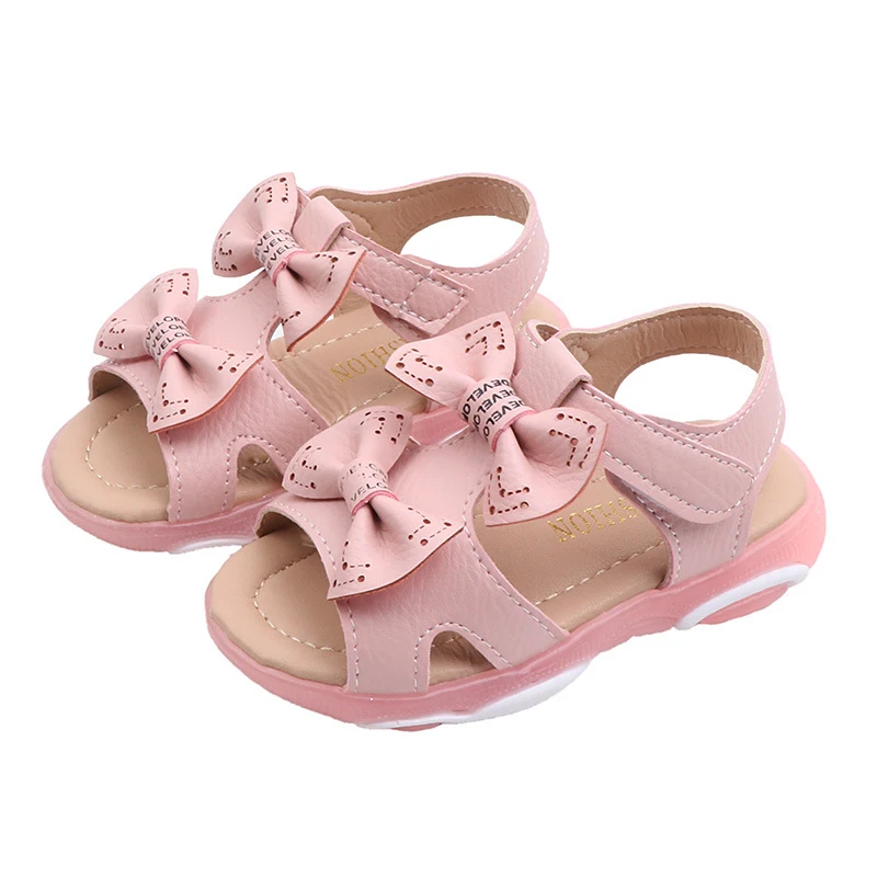 Sapatos de princesa fofos com flores piscantes, perfeitos para meninas. Brilho e diversão para suas pequenas princesas! — foto 6