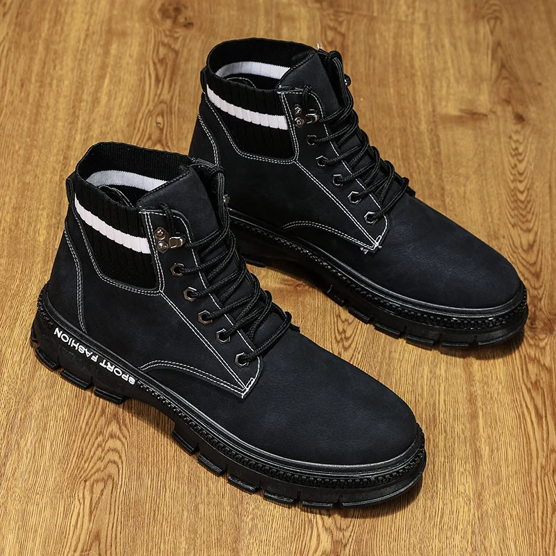 Botas masculinas modernas estilo coreano calçados casuais Botas de trabalho masculinas. Conforto e estilo para um visual casual e moderno. — foto 1
