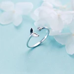 Anel de cauda de sereia personalizado para moda feminina, um acessório único que celebra a beleza do oceano e a fantasia. — foto 1