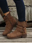 Botas curtas plus size de bico redondo com zíper lateral e salto baixo. Conforto e elegância para seus looks. — foto 3