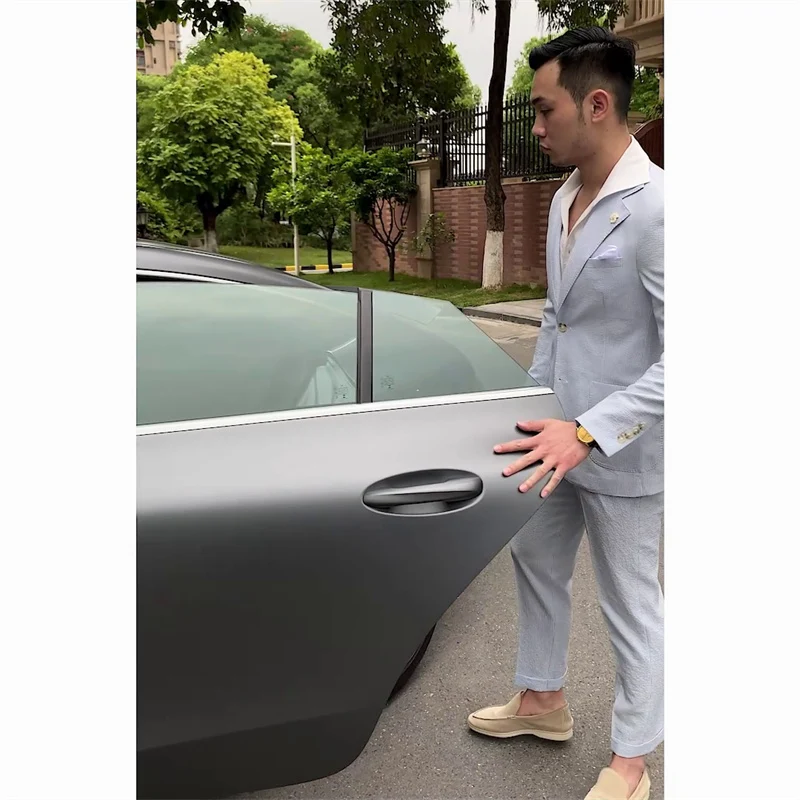 Terno fino de seersucker listrado azul para homens Conforto e estilo para o verão, ideal para dias quentes, leve e respirável. — foto 6