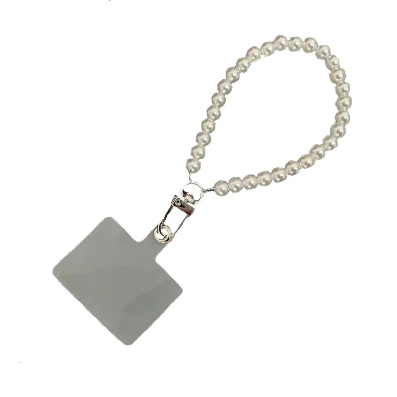 Capa para celular com corrente diagonal de pérolas e junta protetora, combine estilo e segurança. Proteja seu aparelho com elegância e sofisticação. — foto 3