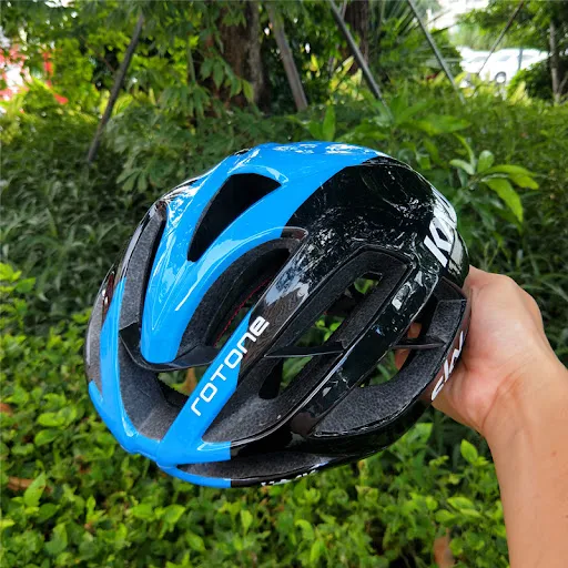 Title 21, Team Sky Edition Helm Tour de France Aerodynami...