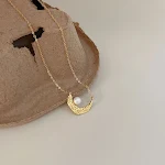 Colar Lua Crescente de Prata 925 com Pérola Elegância atemporal. Realce sua beleza com este colar deslumbrante e delicado. — foto 10