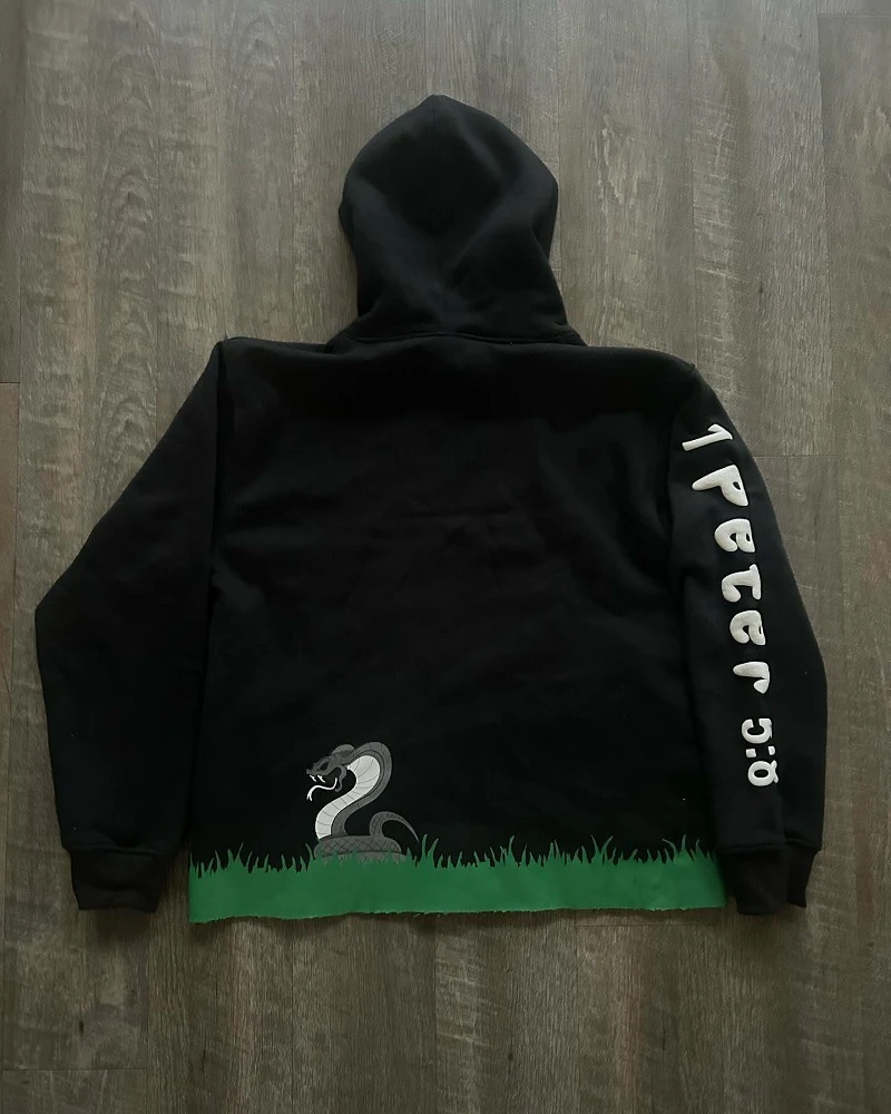 Suéter Casual Unissex Gola Redonda com Letras de Espuma, confortável e estiloso. Perfeito para uso diário, ideal para looks casuais e modernos. — foto 14