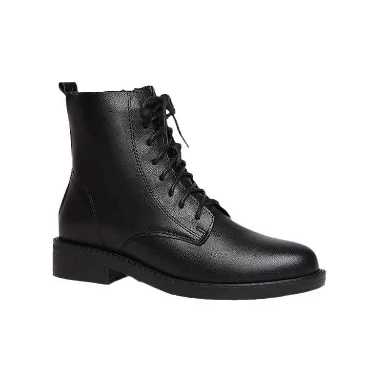 Botas Dr Martens Femininas Estilo Britânico com Solado Grosso, Conforto e Durabilidade para um Visual Moderno e Cheio de Atitude. Perfeitas para o dia a dia. — foto 4