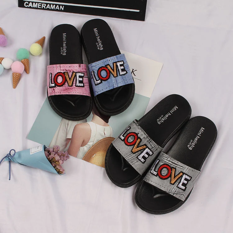 Contracted Letters For Fashionable Ladies In Summer Enjoy Summer Fashion with Style and Comfort Fresh and Sophisticated — photo 4
