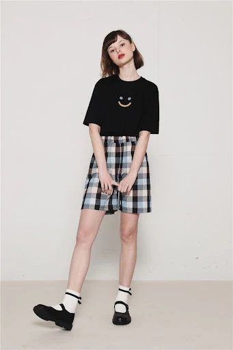 Title 14, T-shirt donna manica corta ampio tricolore. Com...
