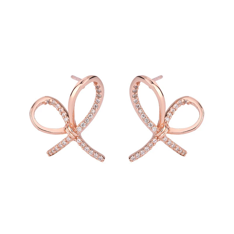 Brincos de Studs de Zircônia 925 Silver Bends And Hitches. Elegância e brilho em cada detalhe. Perfeitos para uso diário e ocasiões especiais. — foto 3