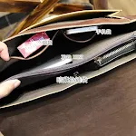 Bolsa transversal retro tipo caixa, ideal para uso diagonal. Design clássico e elegante, perfeita para o dia a dia e viagens. Conforto e estilo retrô. — foto 3